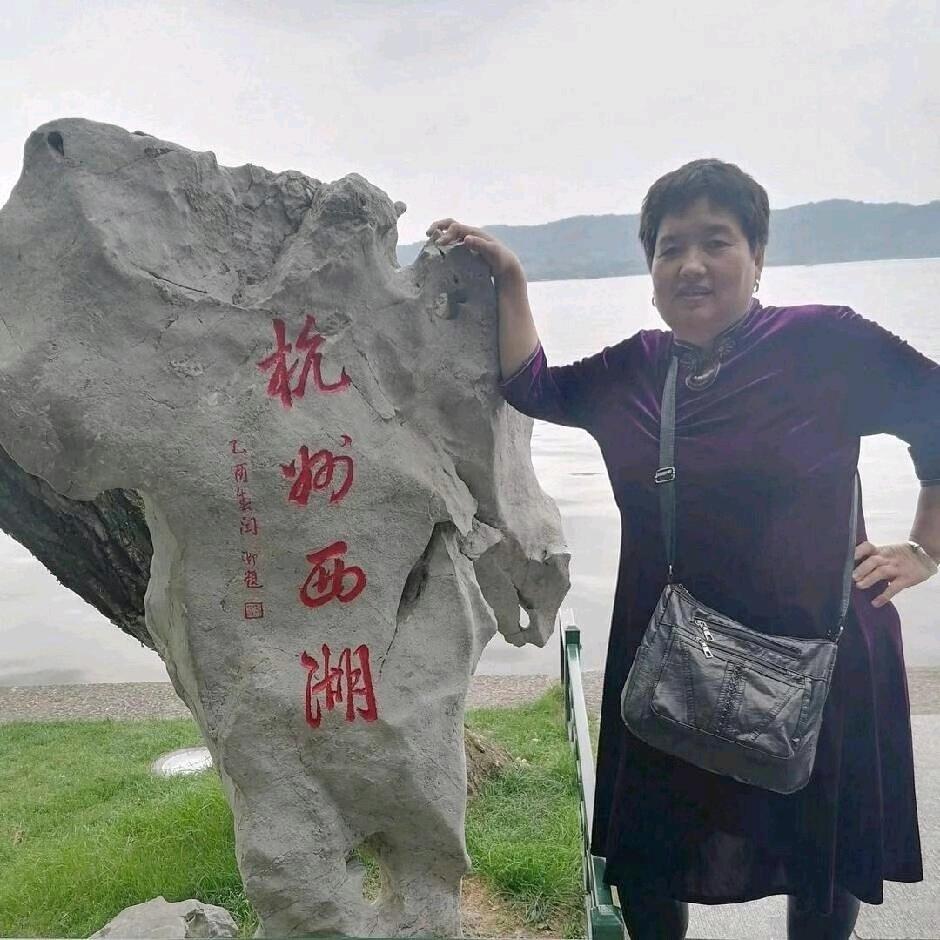 百善孝为先，韩芹