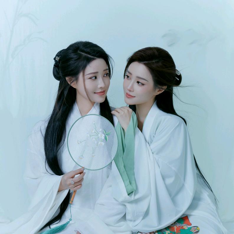 美玲庆玲🤍⁰⁰⁷