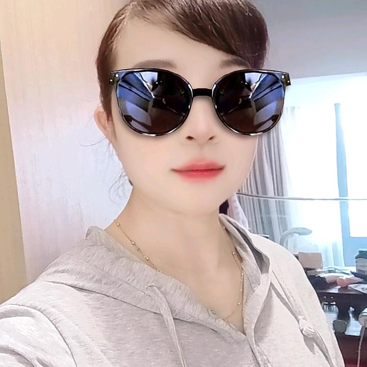 淡然微笑
