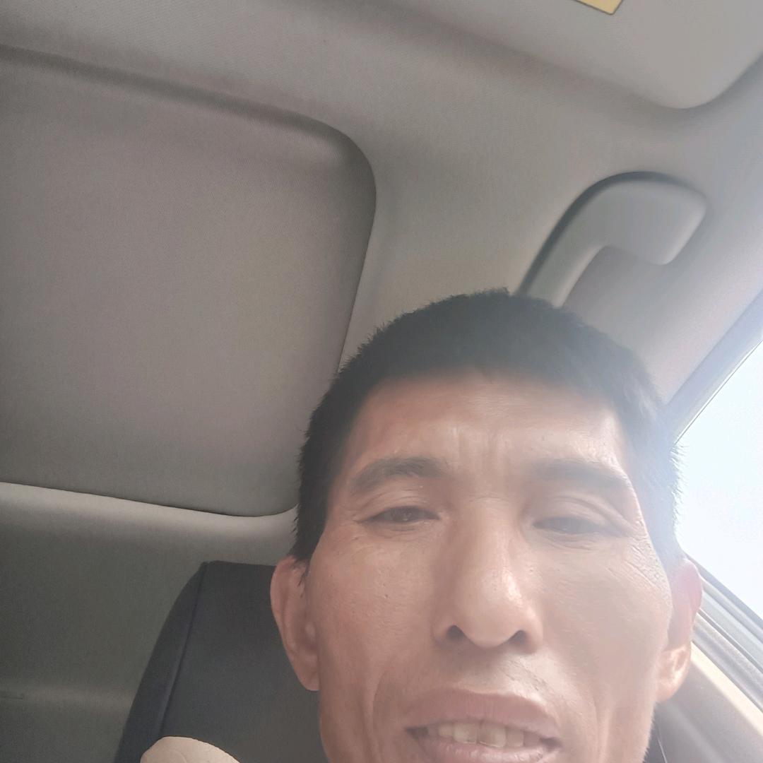 没有钱的人。尝尝没人看的起，