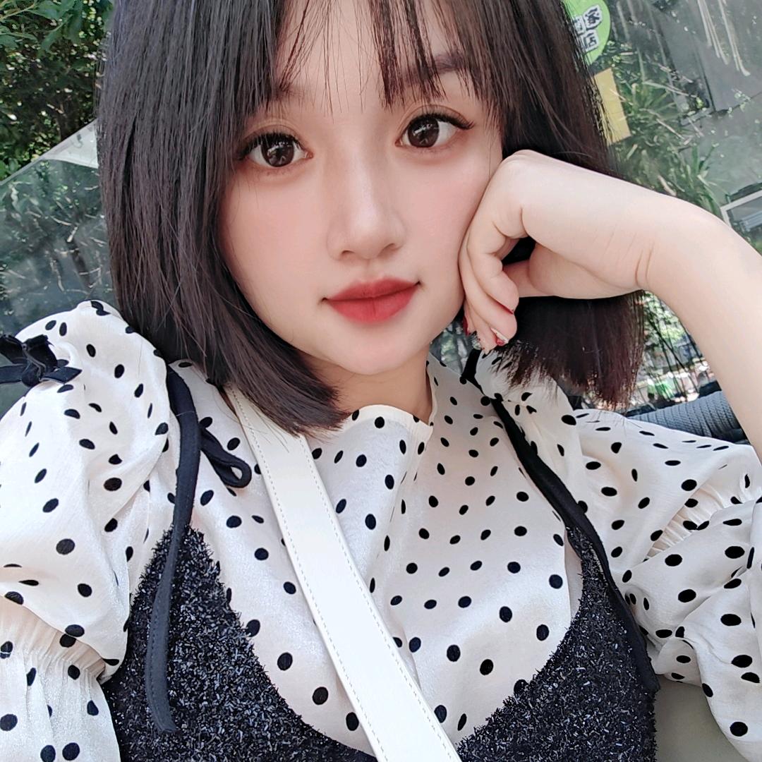 H ·🎈 💕