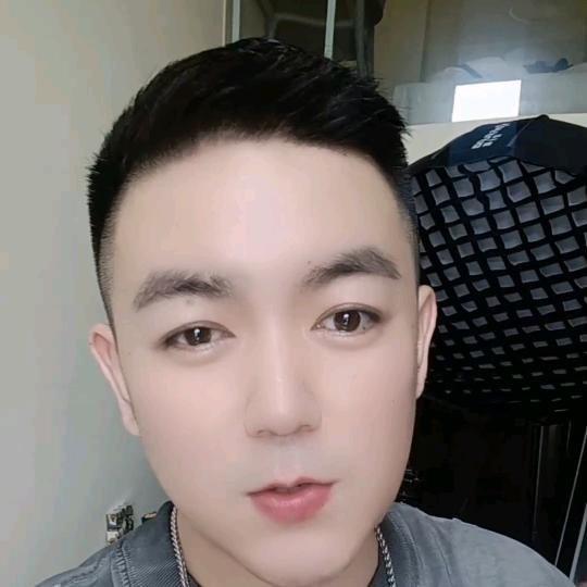 墨宸