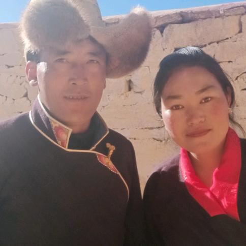 རྒྱལ་布རིན་青