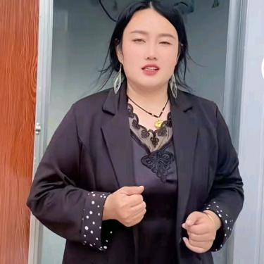 沐怡美洗澡房王佳