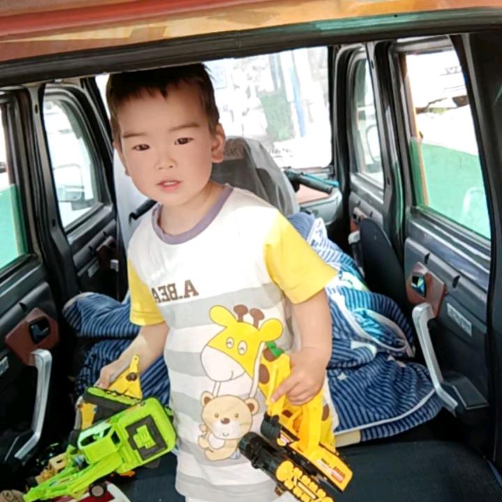 kun17696865222