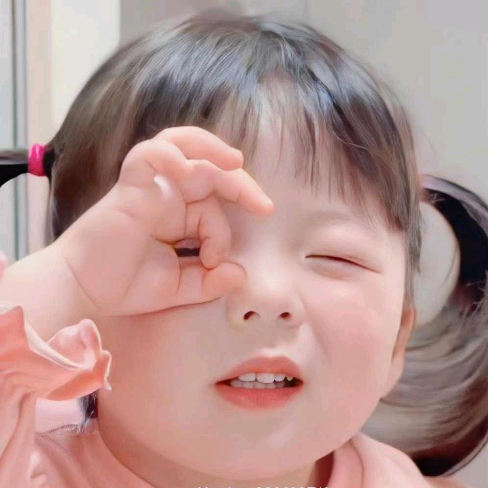 佳佳😝😝