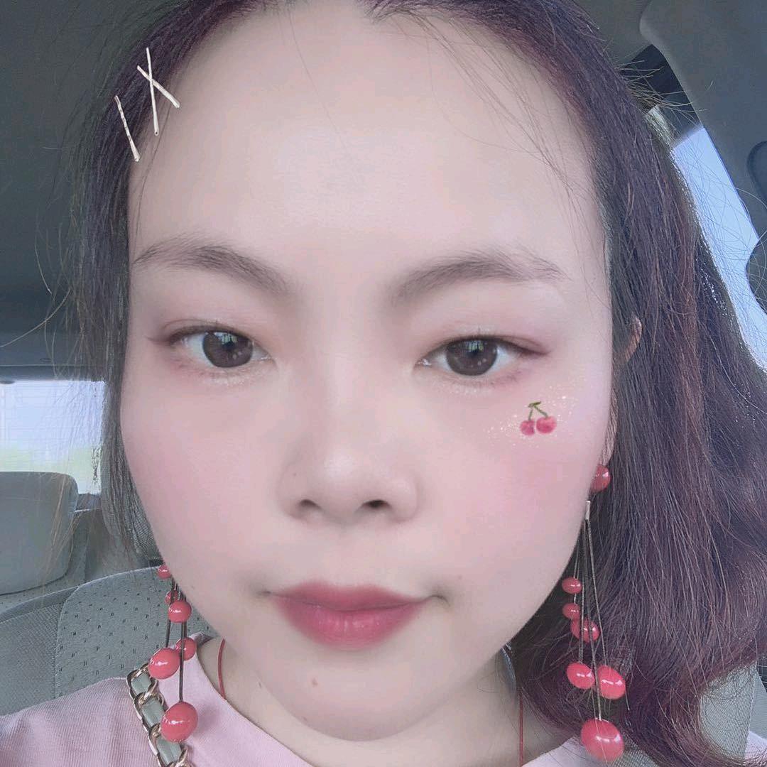 勤勤（现充羽绒被）