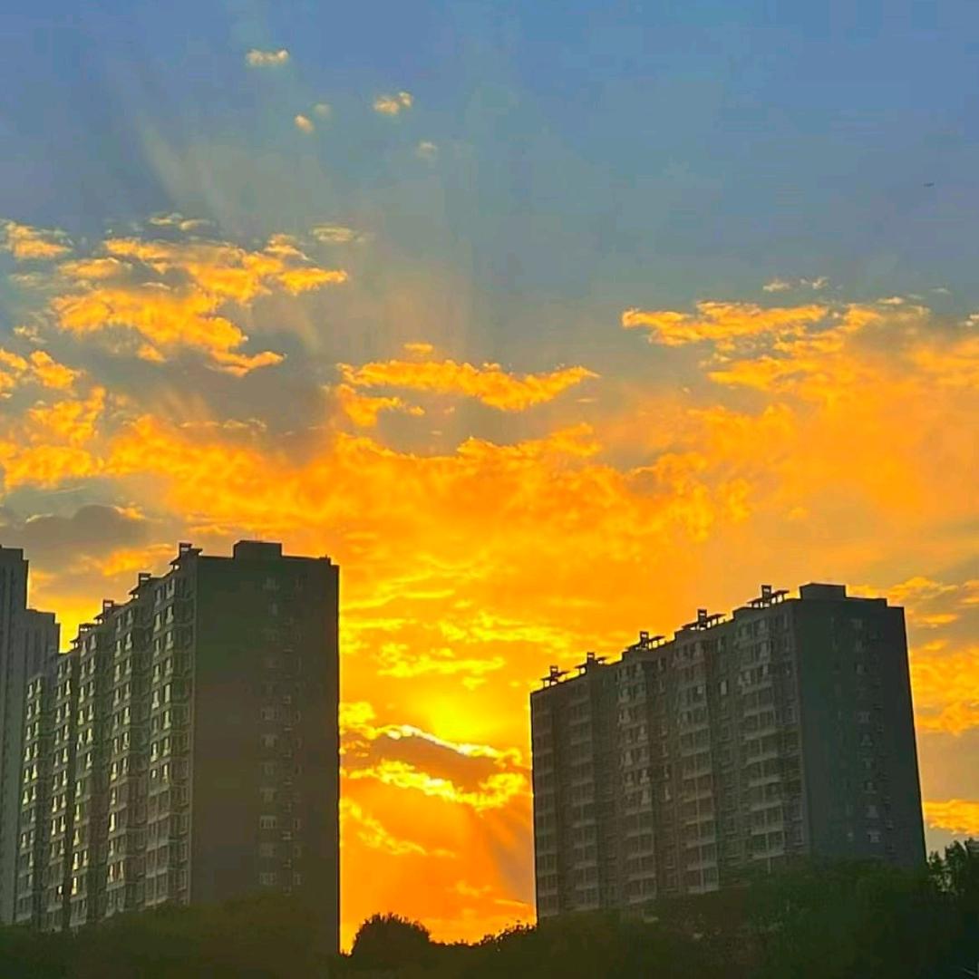 珠穆朗玛峰