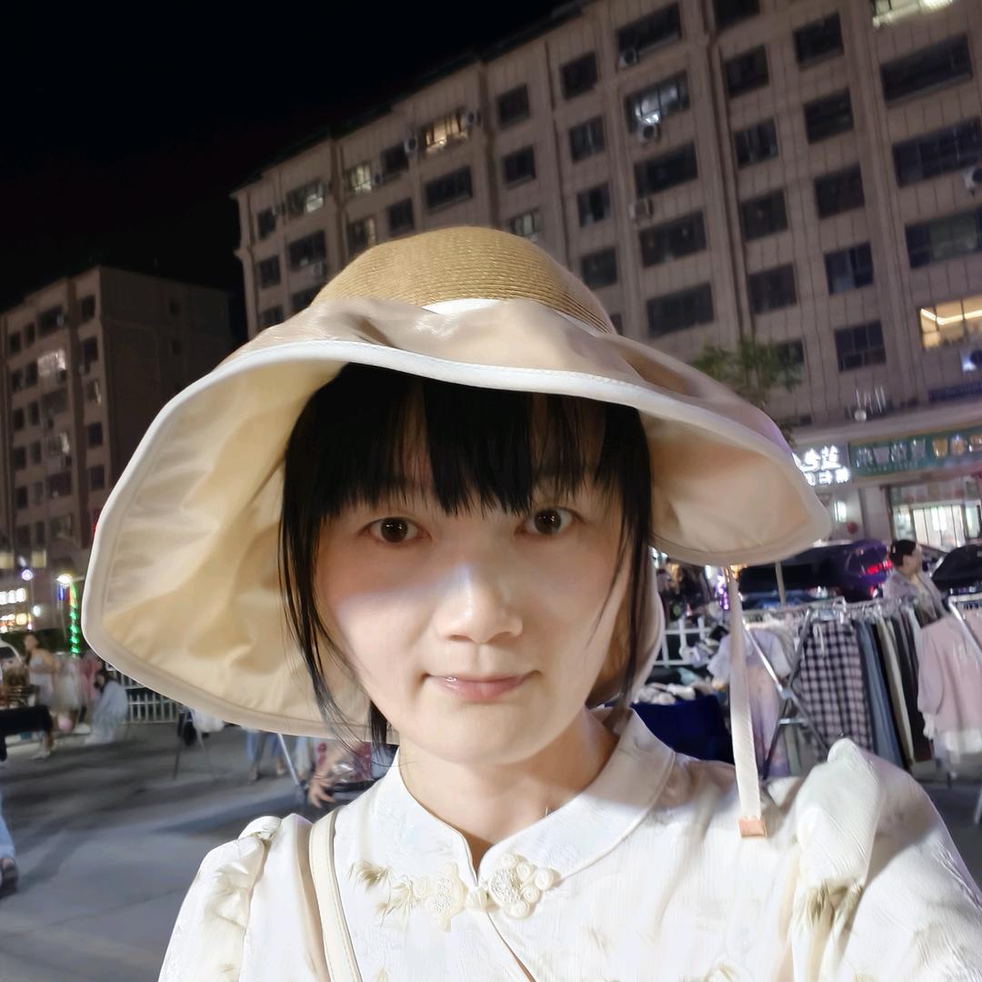 文静的兔子🐰