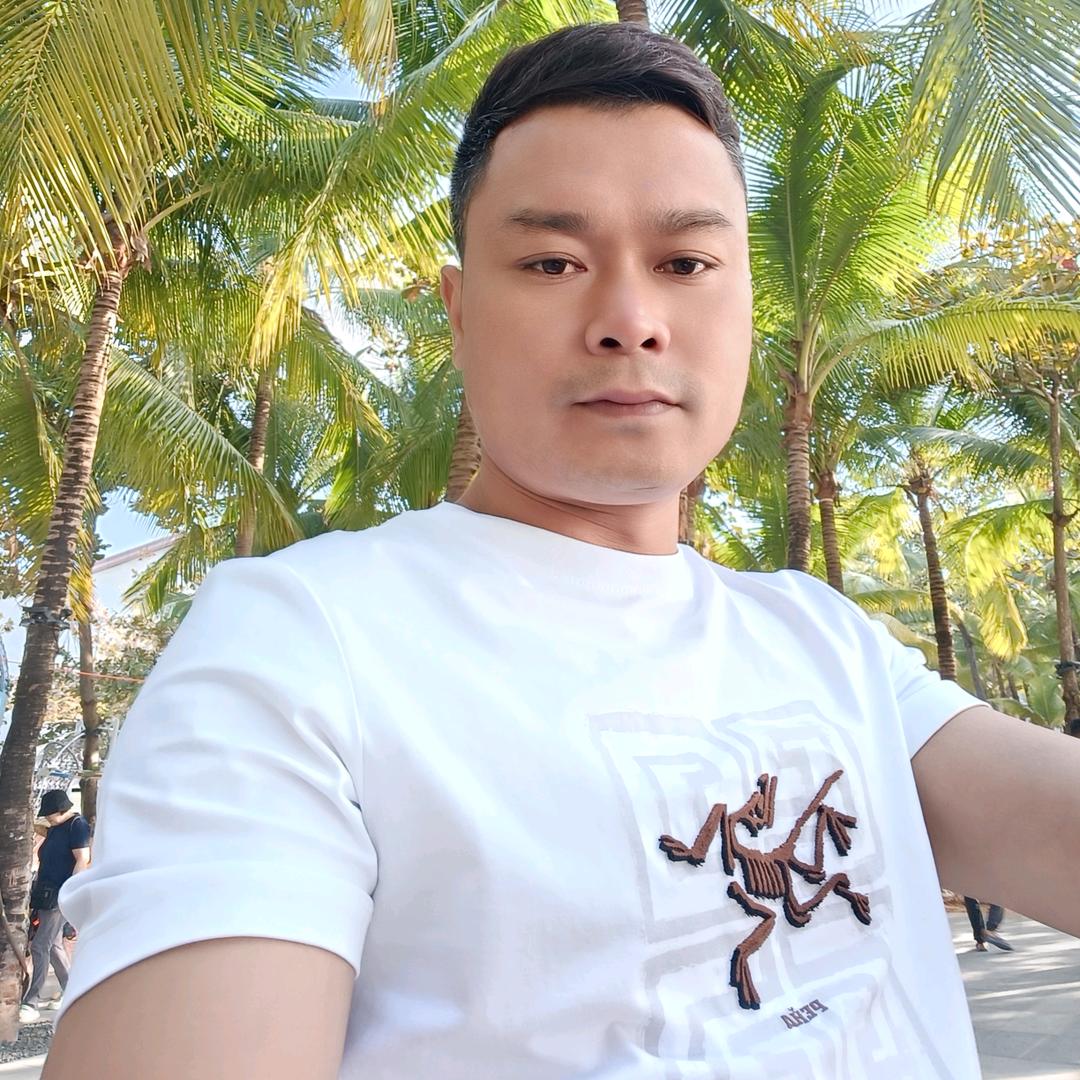 孤狼，，，，，