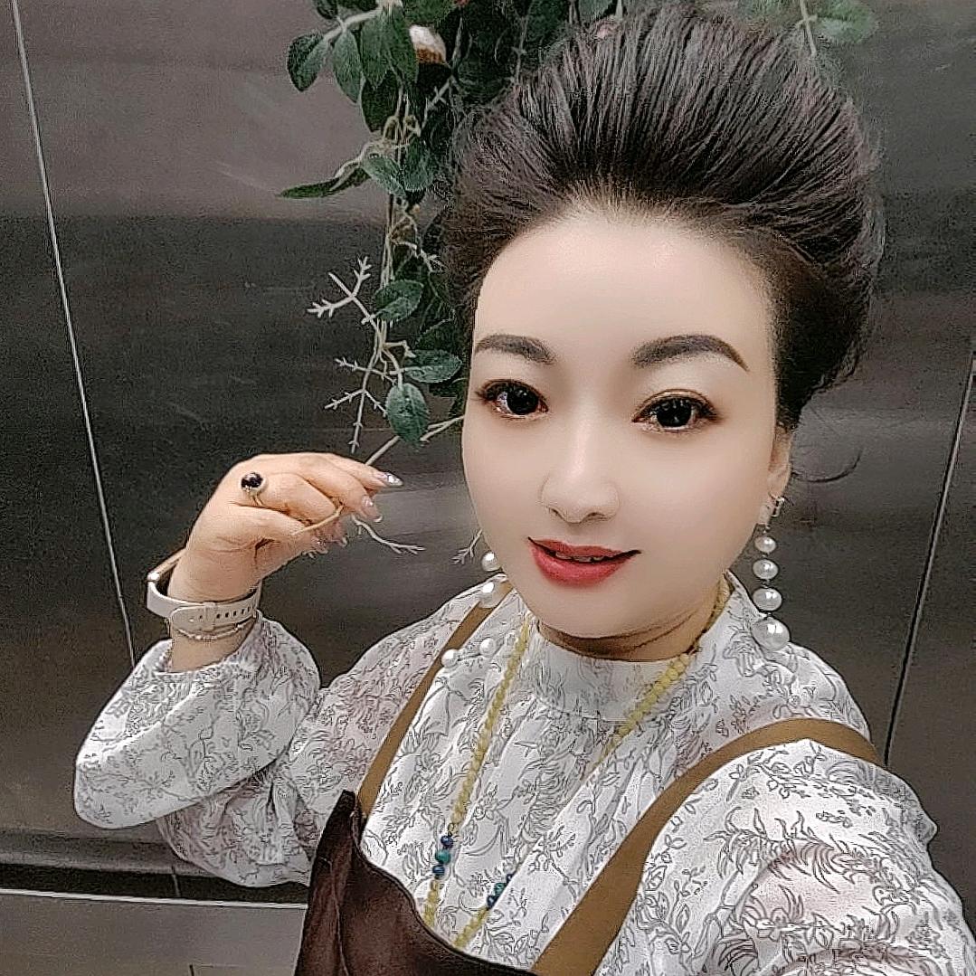 李英