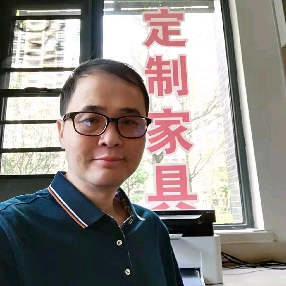 在梅州做全屋定制工厂的70后