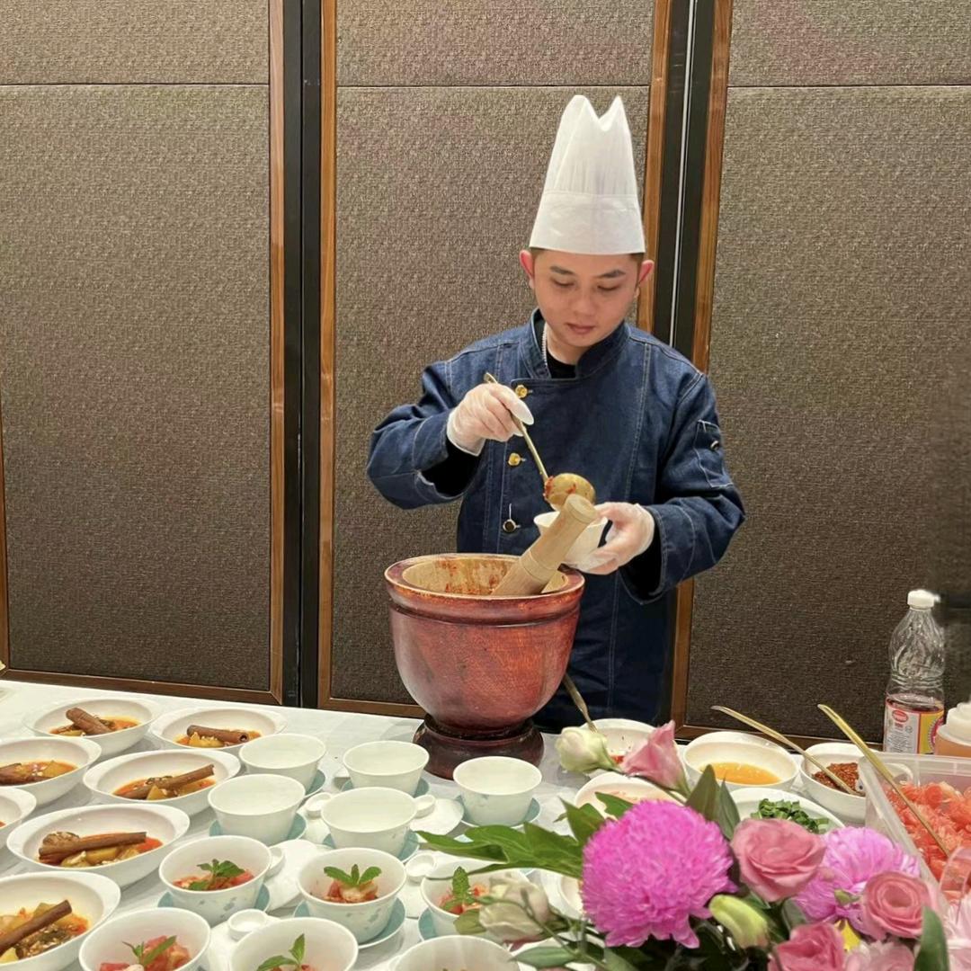 阿保