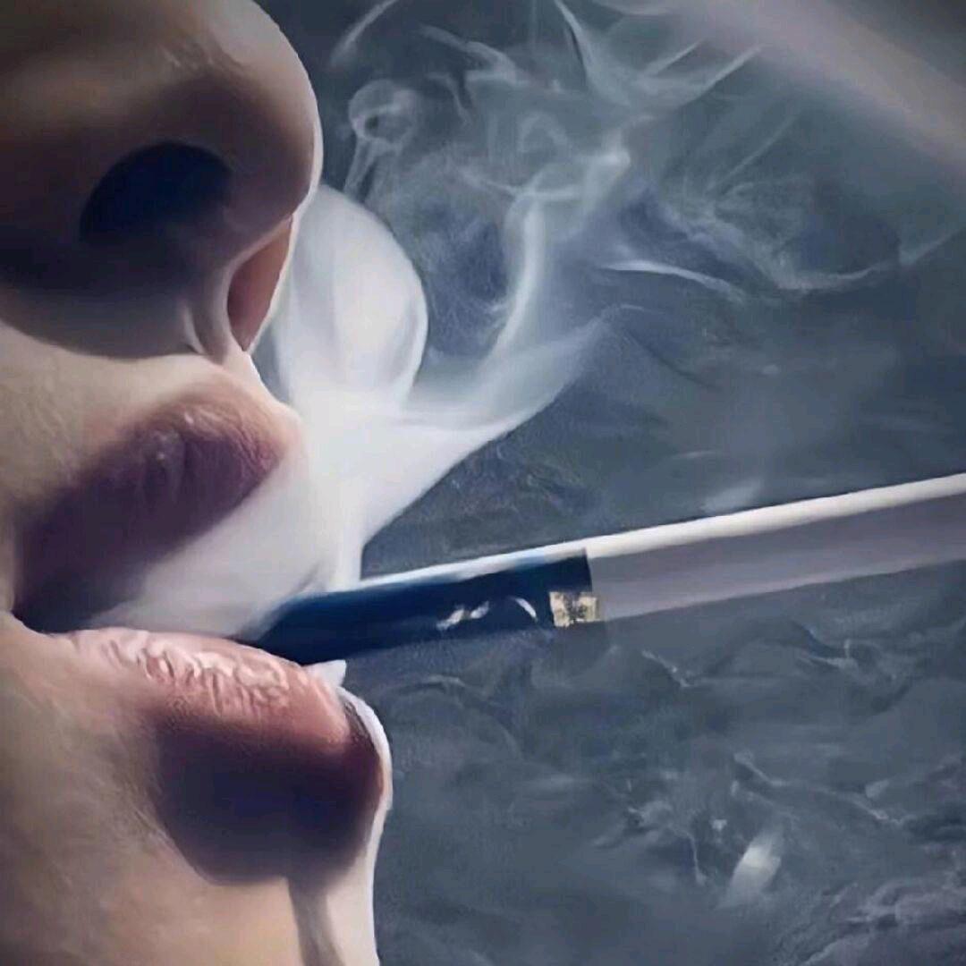 🚬浓ᩚ烟ᩚ伴酒🍻