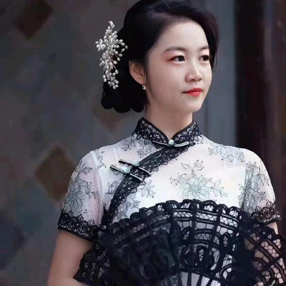 雪宝逛吃