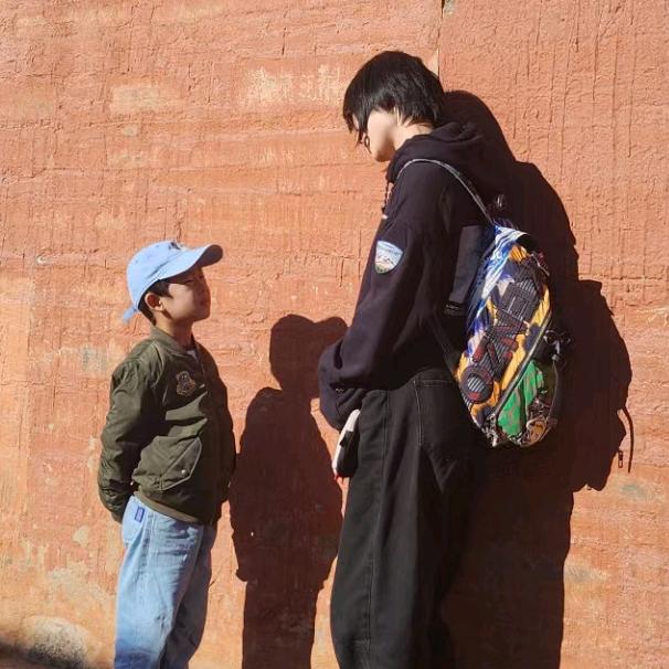 卡姐带娃看世界