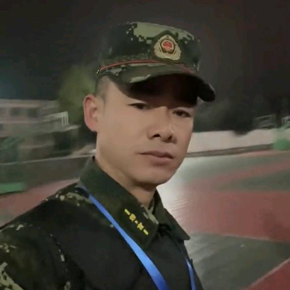 小杰🇨🇳教官