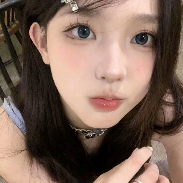 🥀小酥魚.