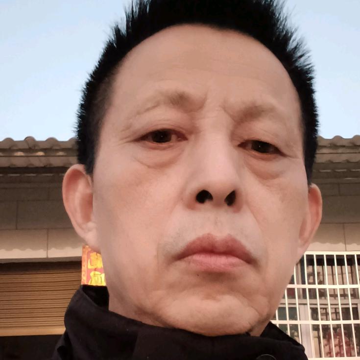 易鑫