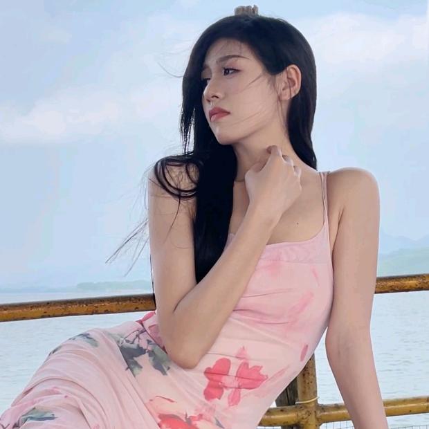 燕兴机车汇的女教练