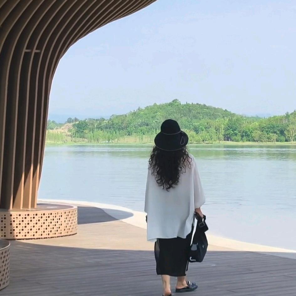 罗辉丽(不私聊)