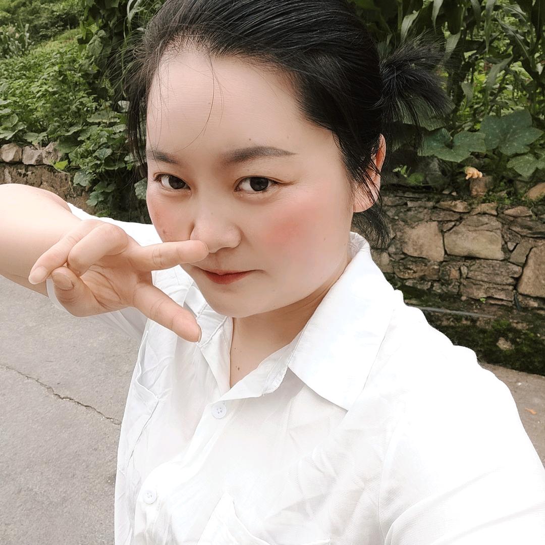 万年青的姑娘
