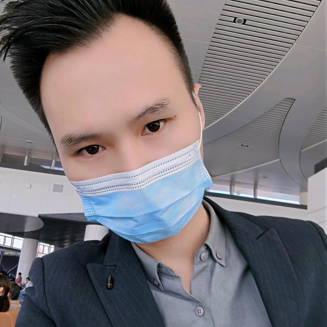 总监签售（汤小春）