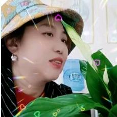 开心快乐的罗姐