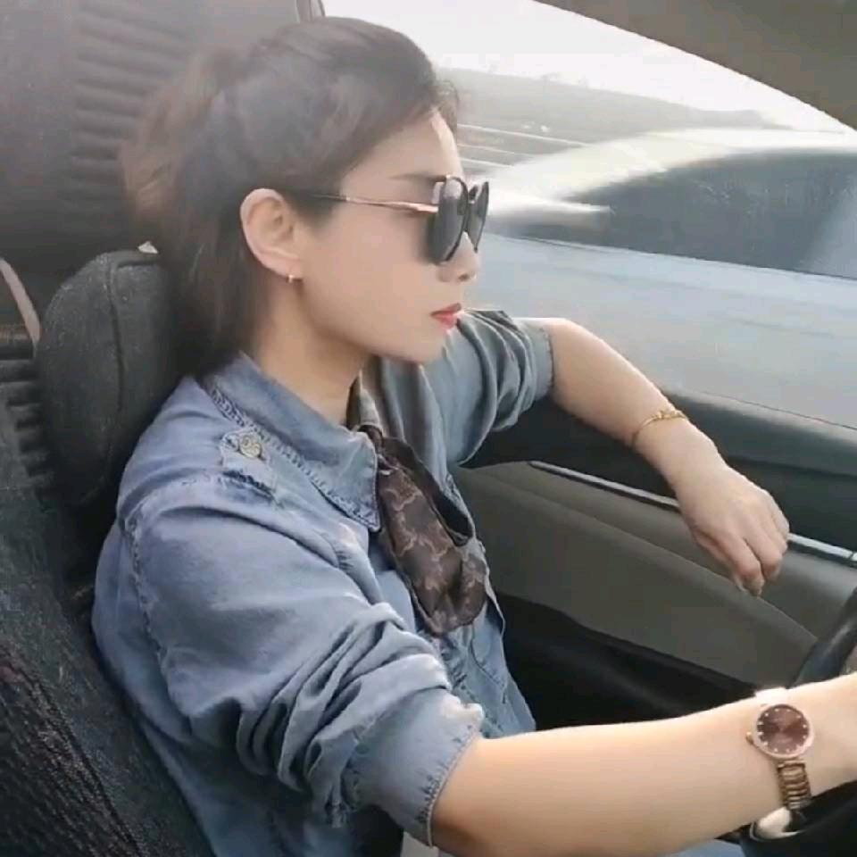 丽丽🌹🌹🌹