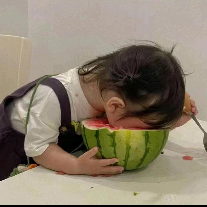 左佳露