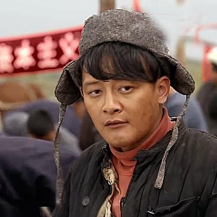 我叫王满银。