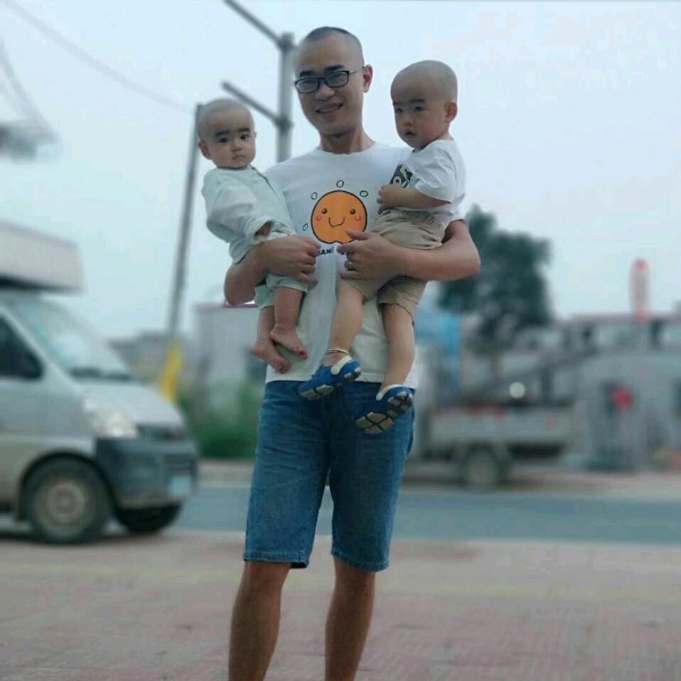 吴炎城@光头伯伯