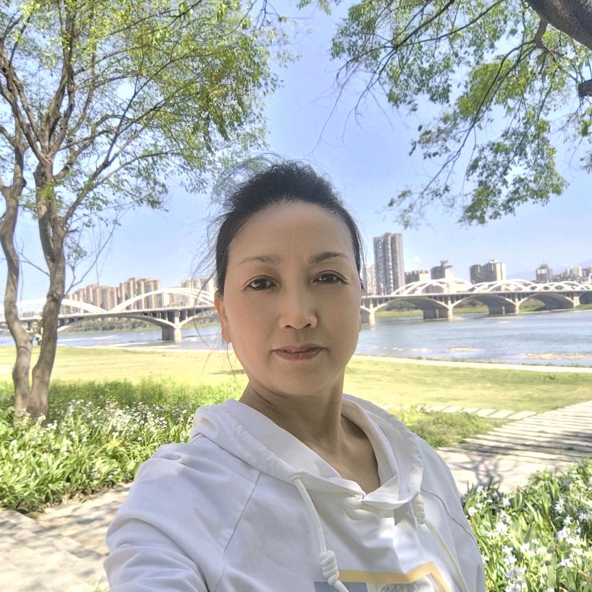 仙人掌  上午11：11