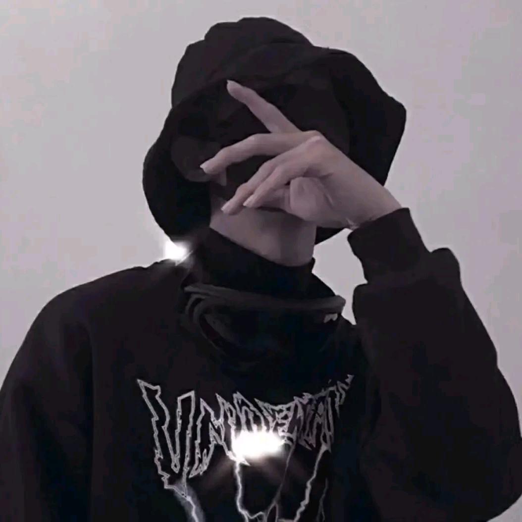阿龙*