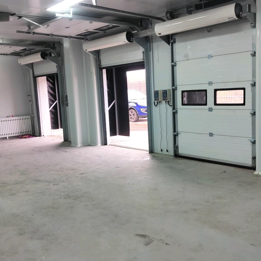 山西     工业门 快速门按装