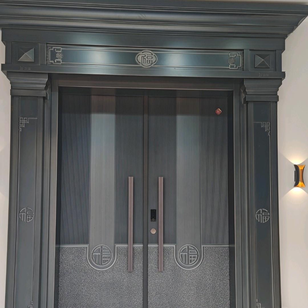 楚牛木门，永佳别墅大门