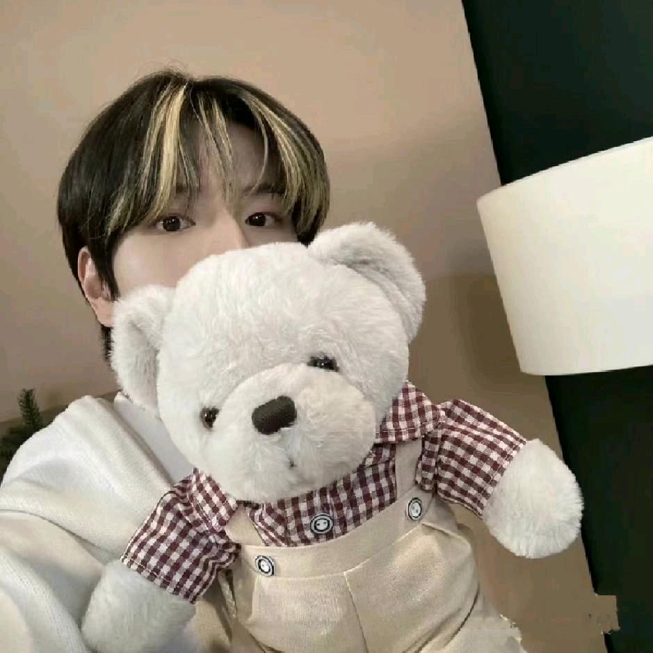 JYP什么时候放弃皮裤