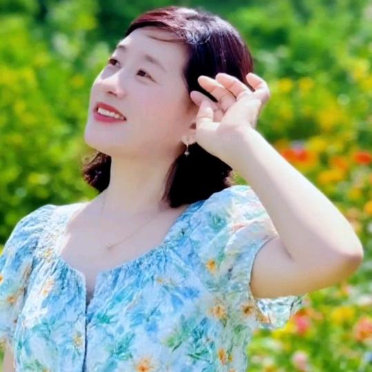 寒梅疏影
