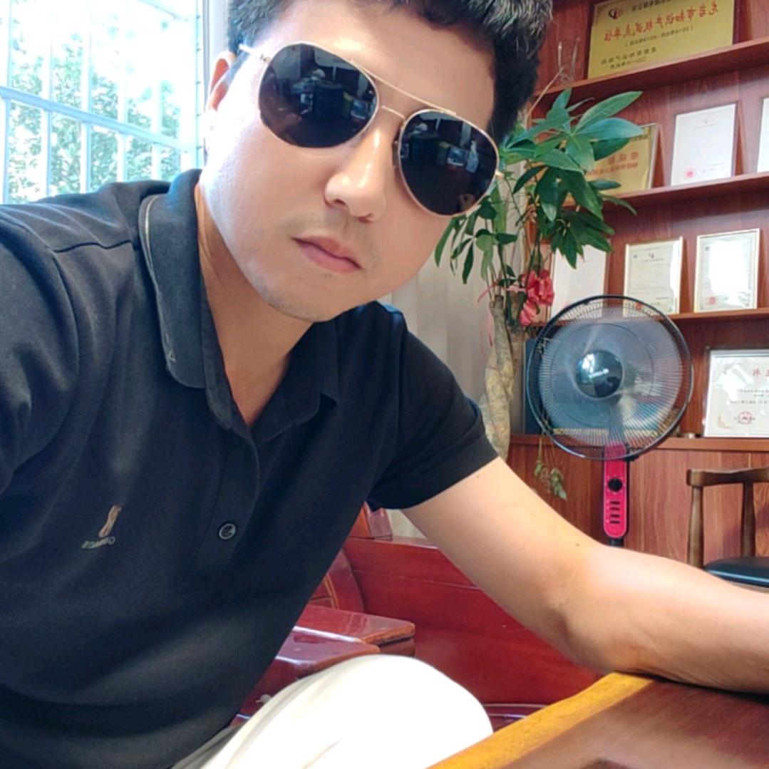 福建元创多片锯，岳海木