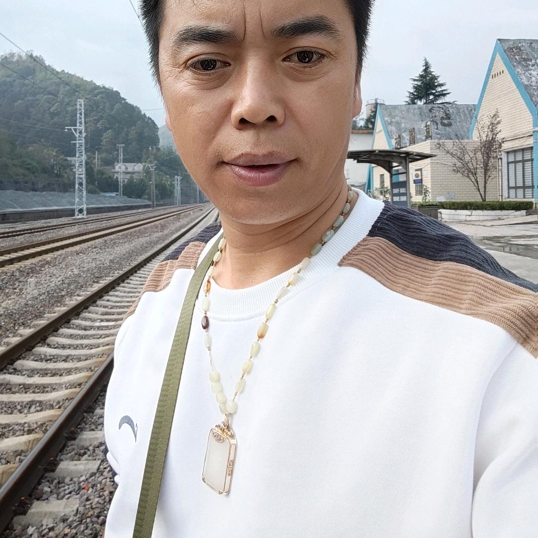 丁浩