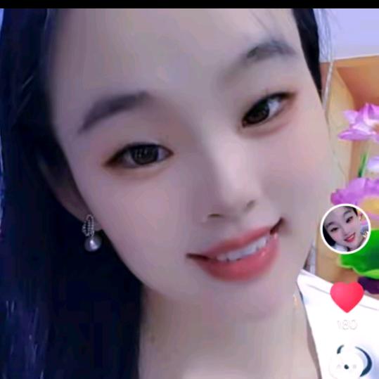 三妹（单亲妈妈有个女儿）