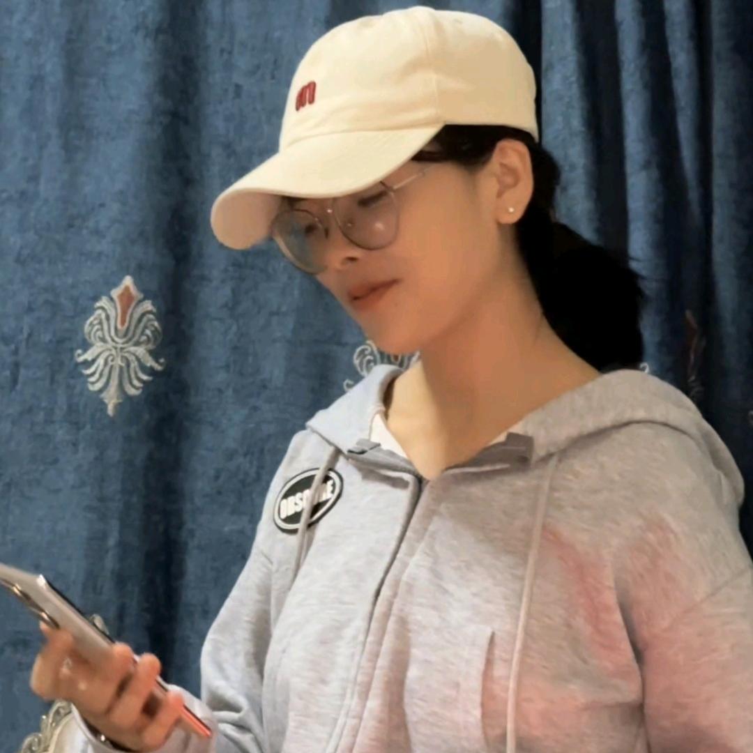 小郭汁🥤爱唱歌🎤