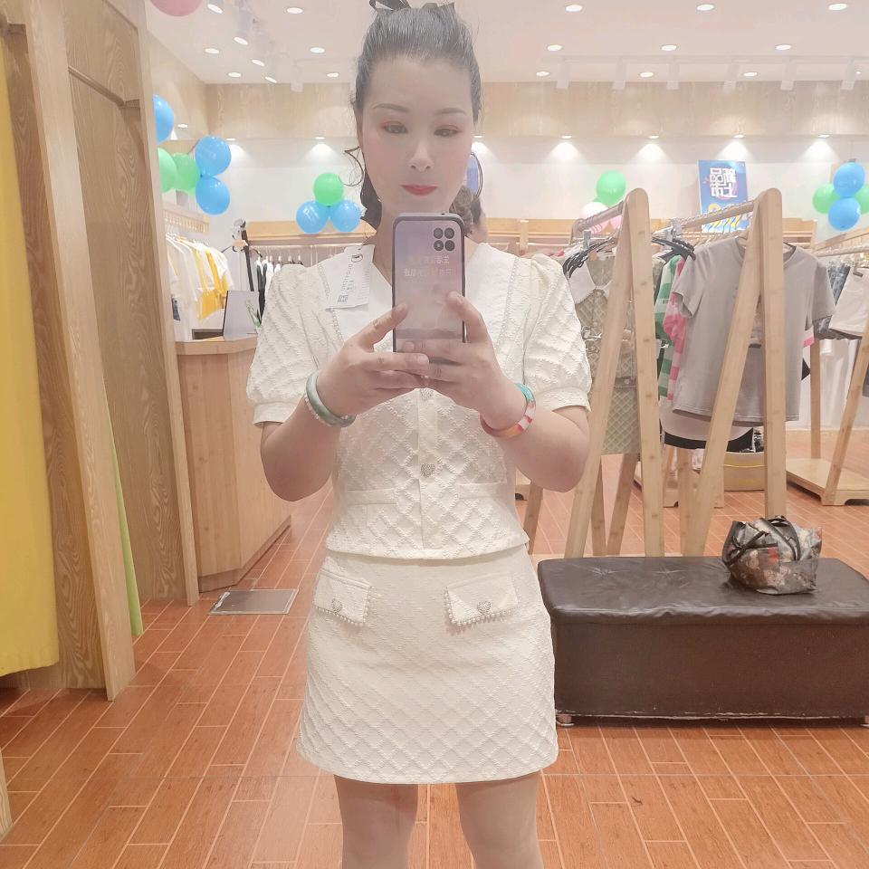 李春梅