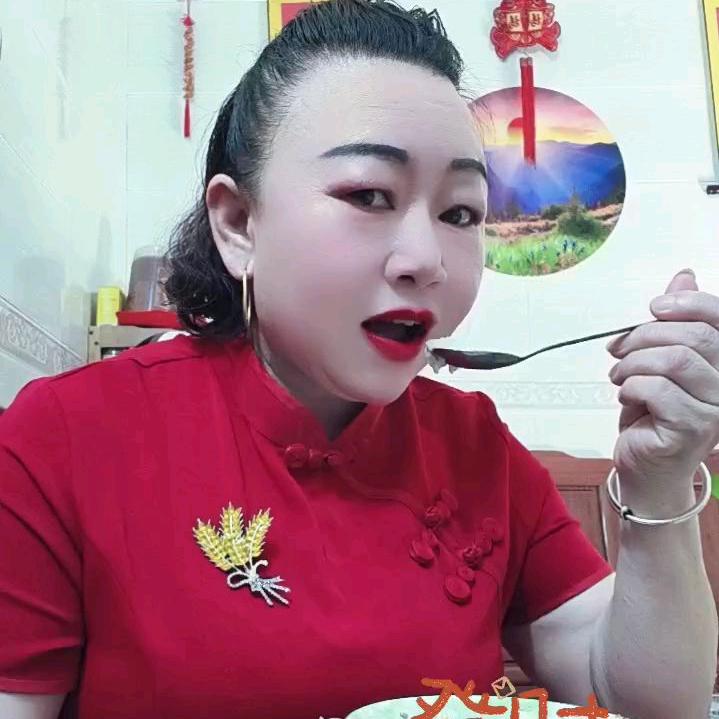 👩‍👧‍👦🌈陈西兰🌈