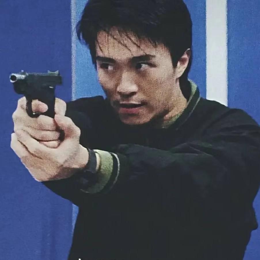 周教官不是教官