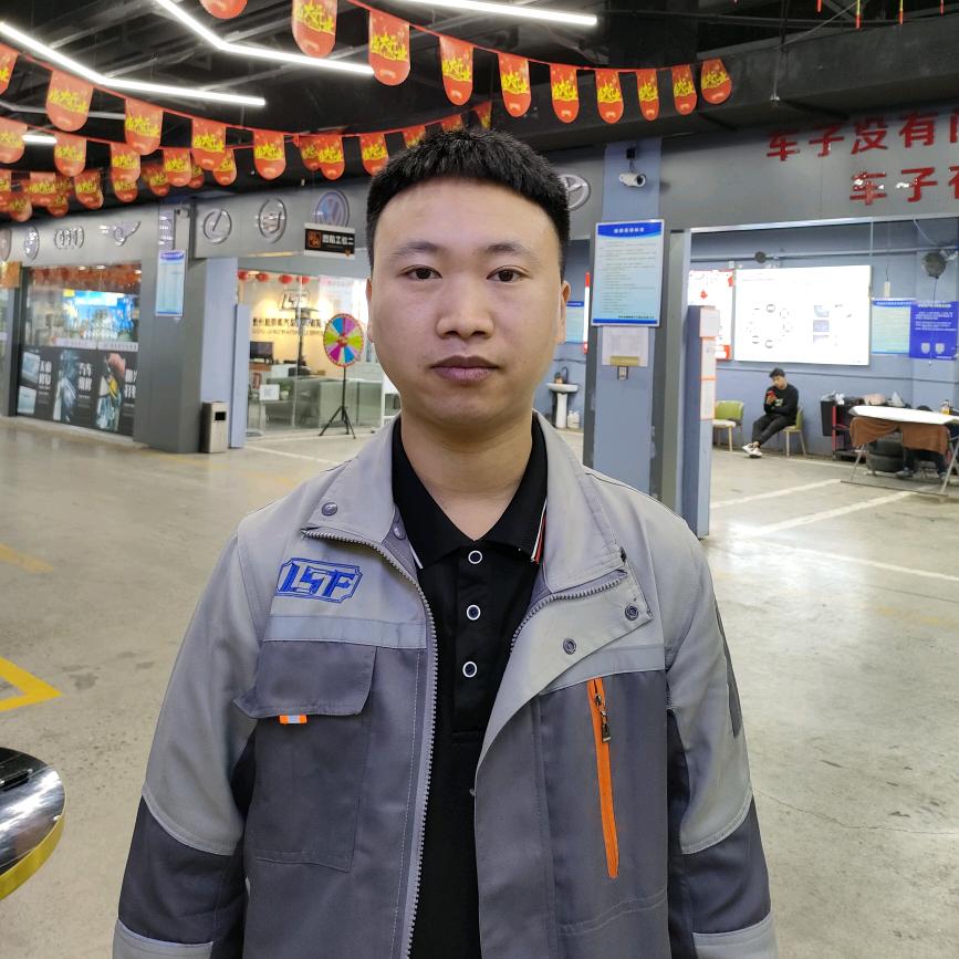 赖师傅汽车免喷漆无痕修复李俊