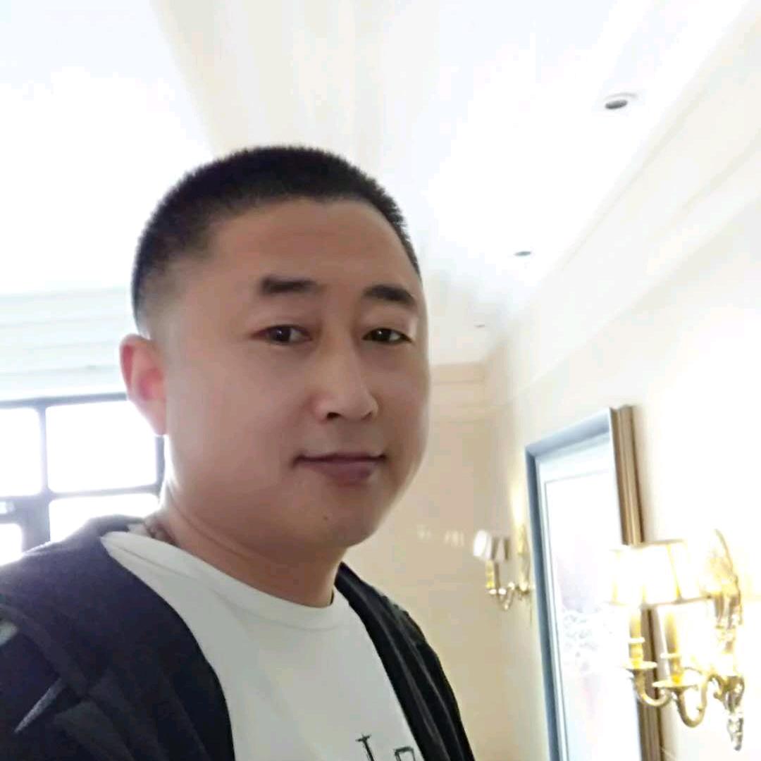 雷哥