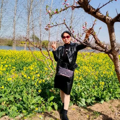 硕硕奶奶拒绝连赞拒绝私聊，