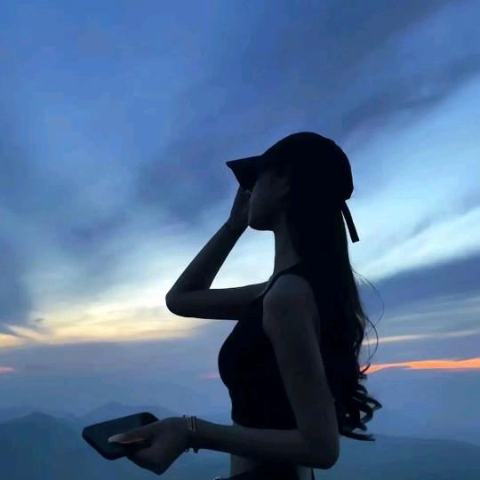 姗珊爱穿搭