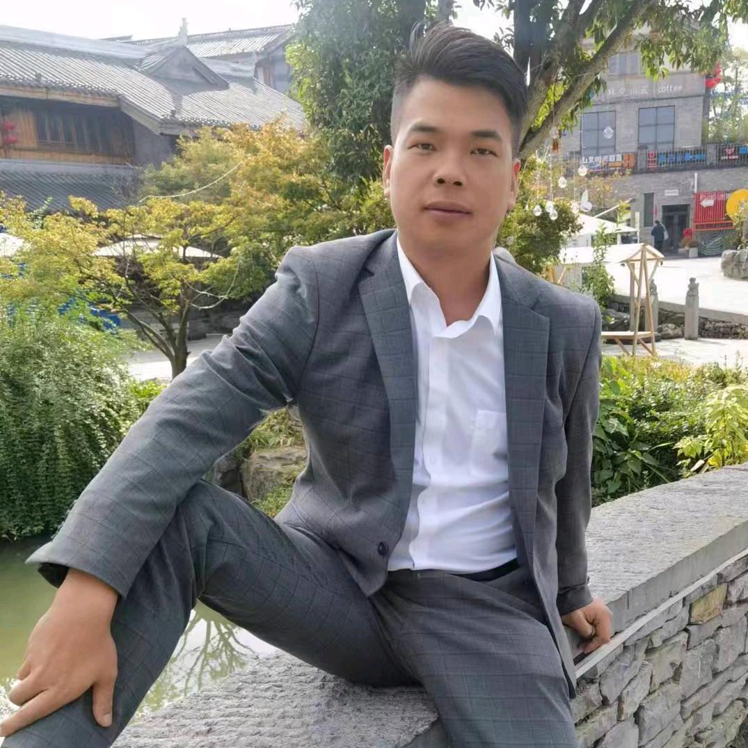 遵义骉驰迪汽车贸易有限公司（张老板）